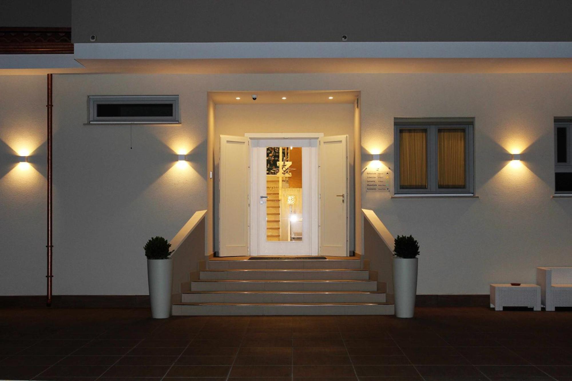 Villa Zefiro Suites & Events Battipaglia Exterior foto